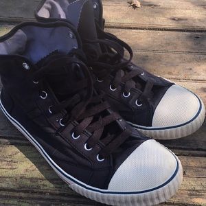 Tretorn high top canvas sneakers size 8
